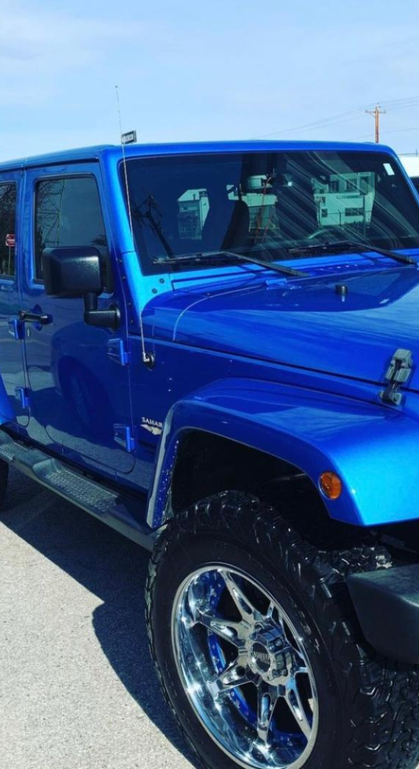 Auto Hail Damage Repair in Eastwood Hills East, Missour